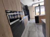  of property in Bendor