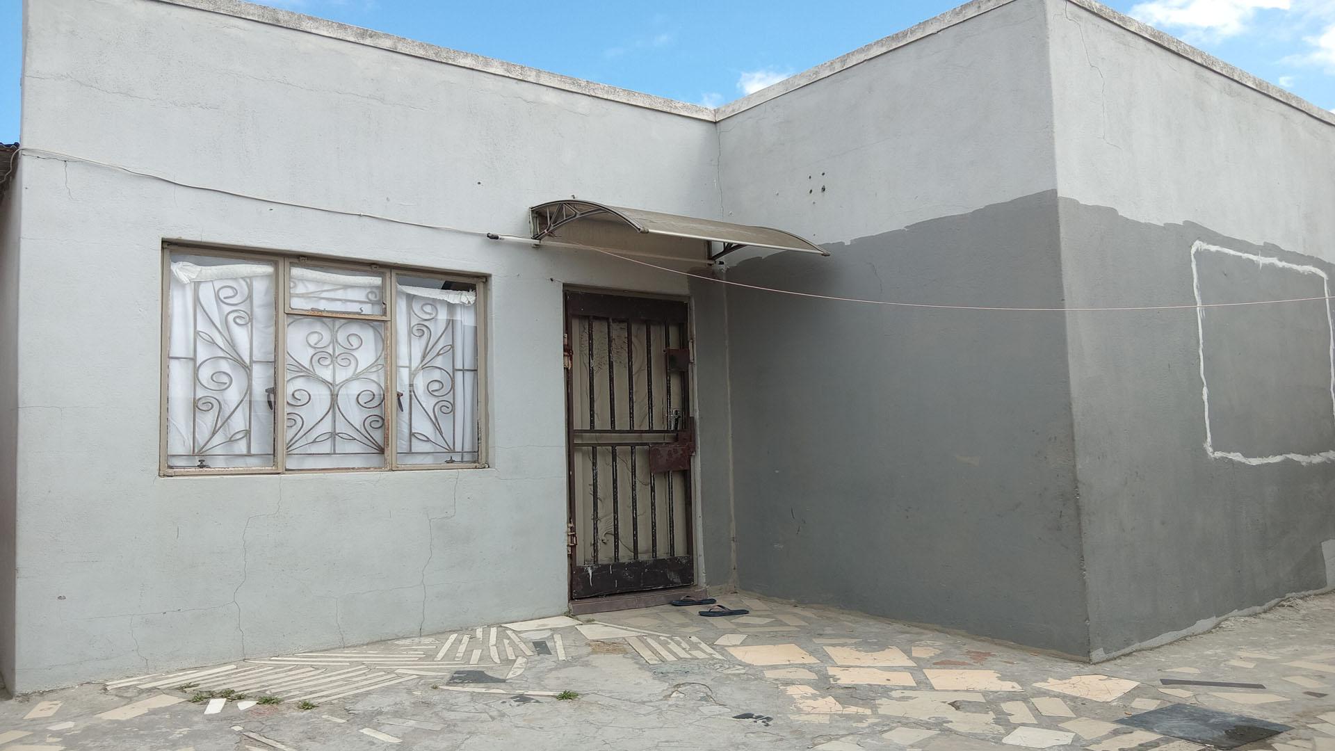 Front View of property in Ogies