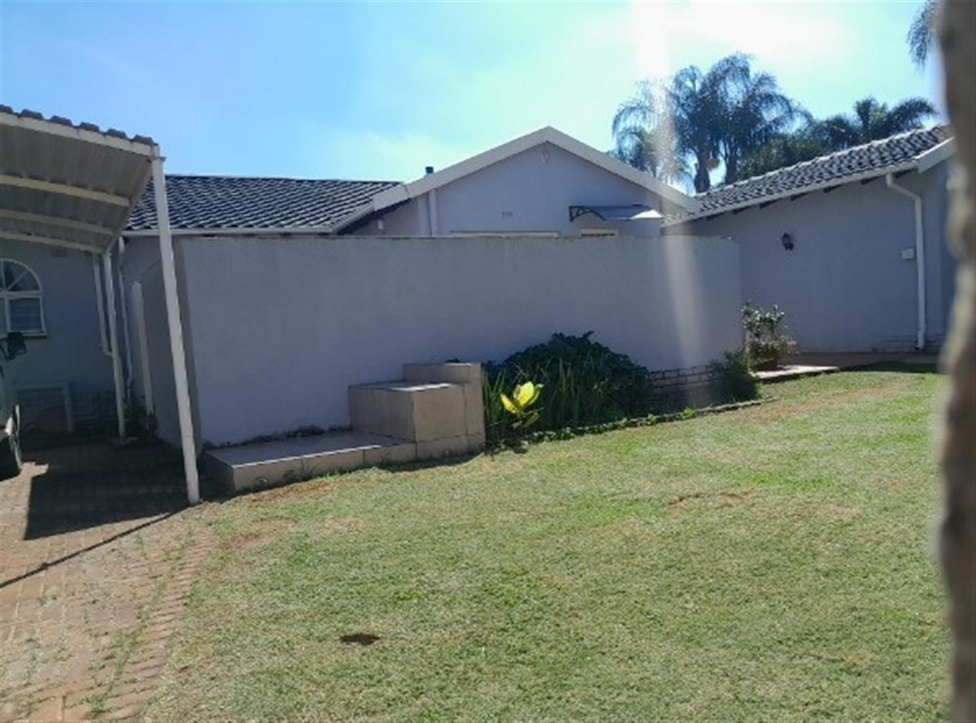 Front View of property in Verwoerdpark