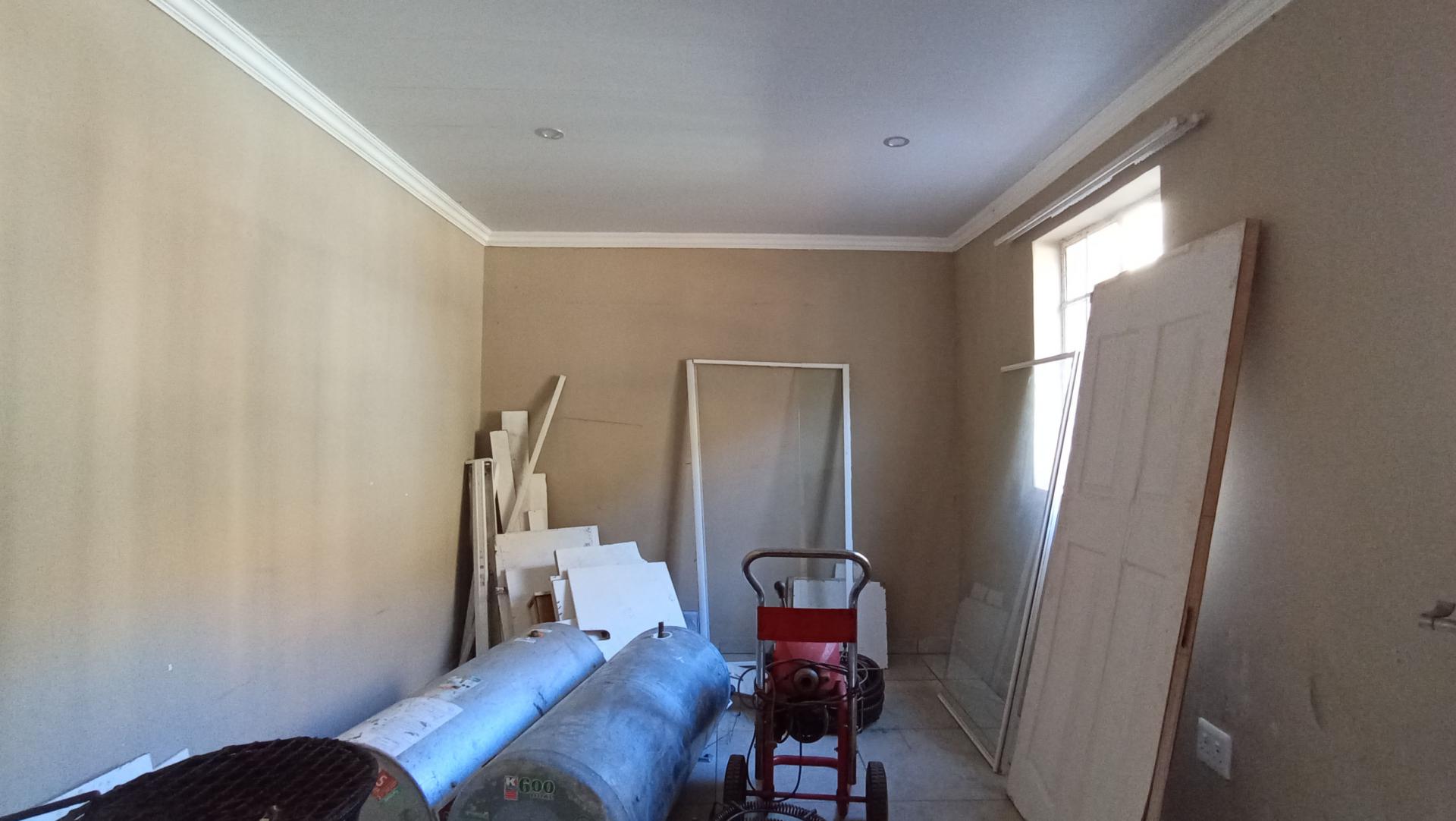 Bed Room 1 - 62 square meters of property in Kensington - JHB