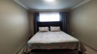 Bed Room 1 of property in Hartbeespoort