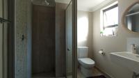Bathroom 1 - 6 square meters of property in Hartbeespoort