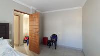 Bed Room 1 - 13 square meters of property in Hartbeespoort