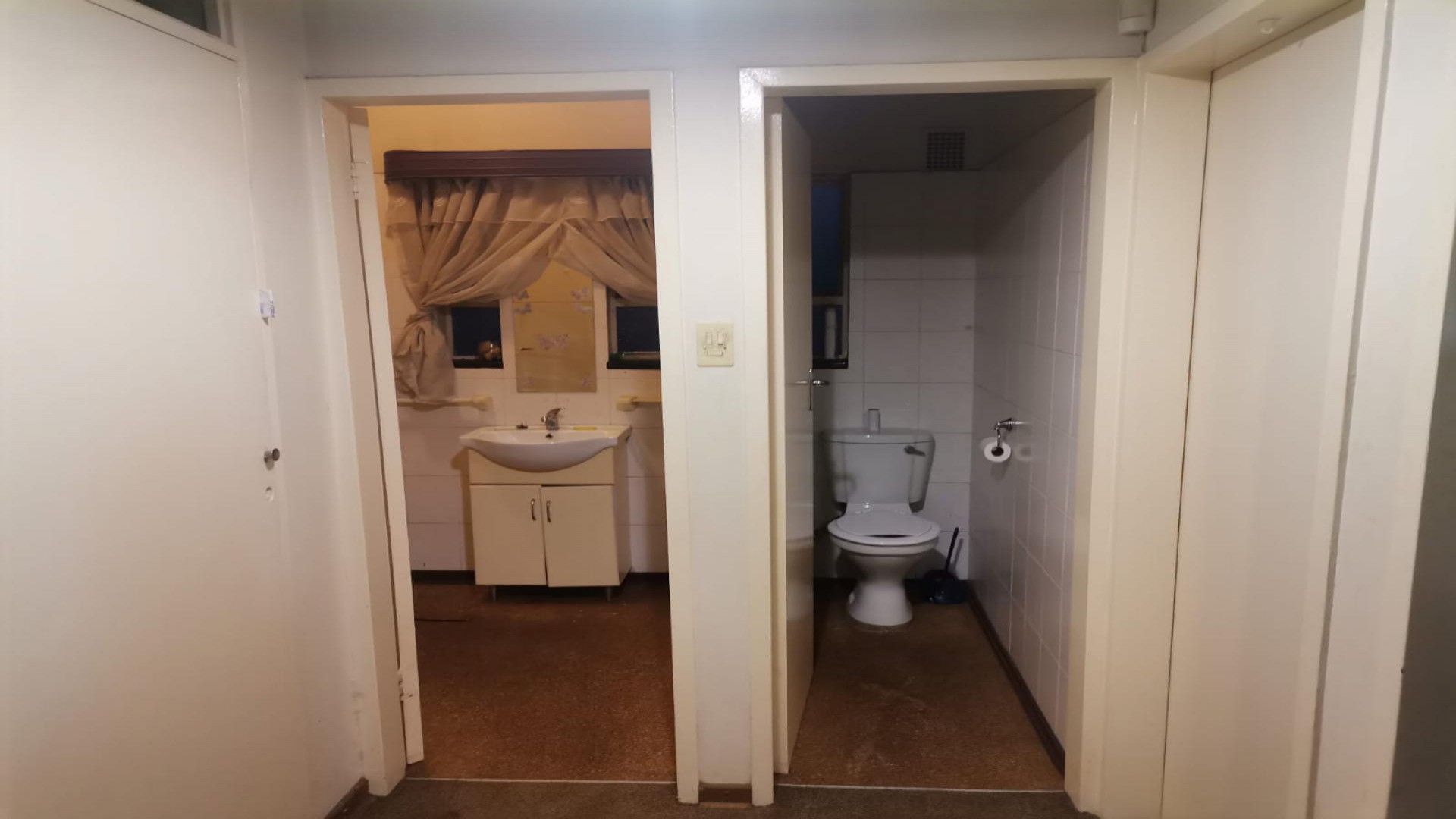Bathroom 2 of property in Sasolburg