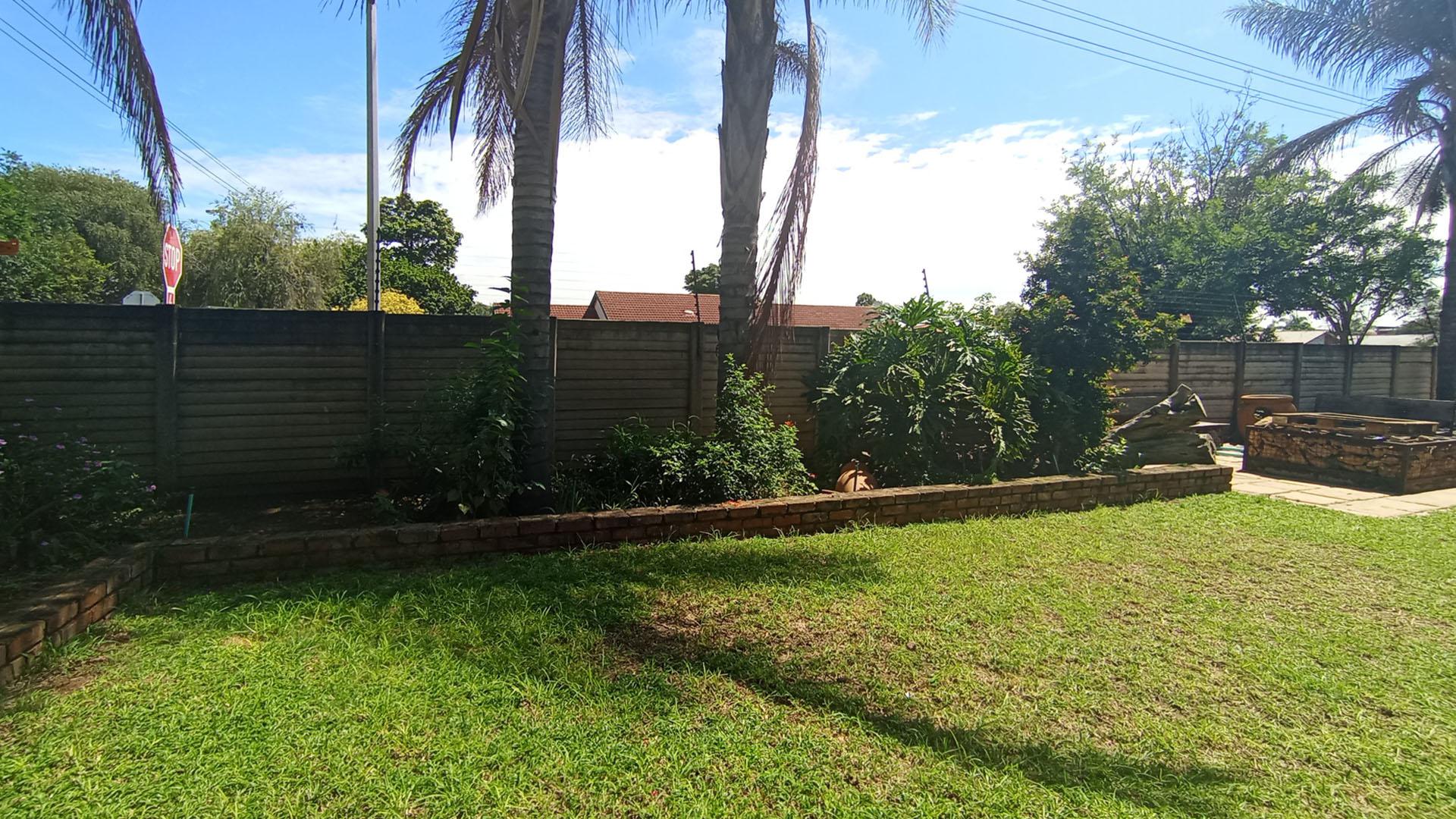Garden of property in Pretoria Gardens