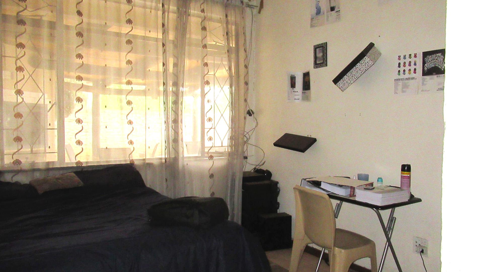 Bed Room 2 - 13 square meters of property in Kibler Park