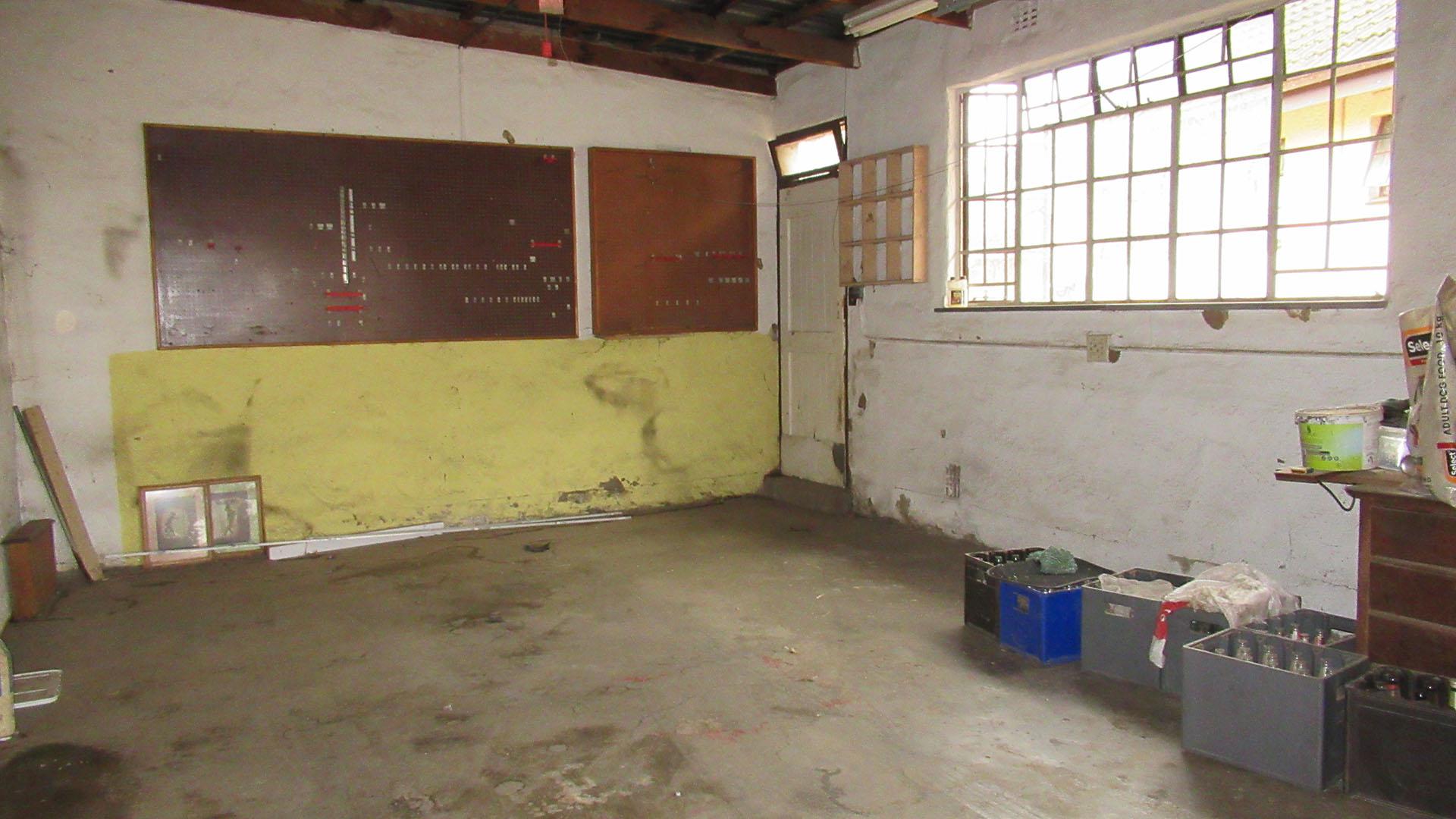 Rooms - 28 square meters of property in Kibler Park