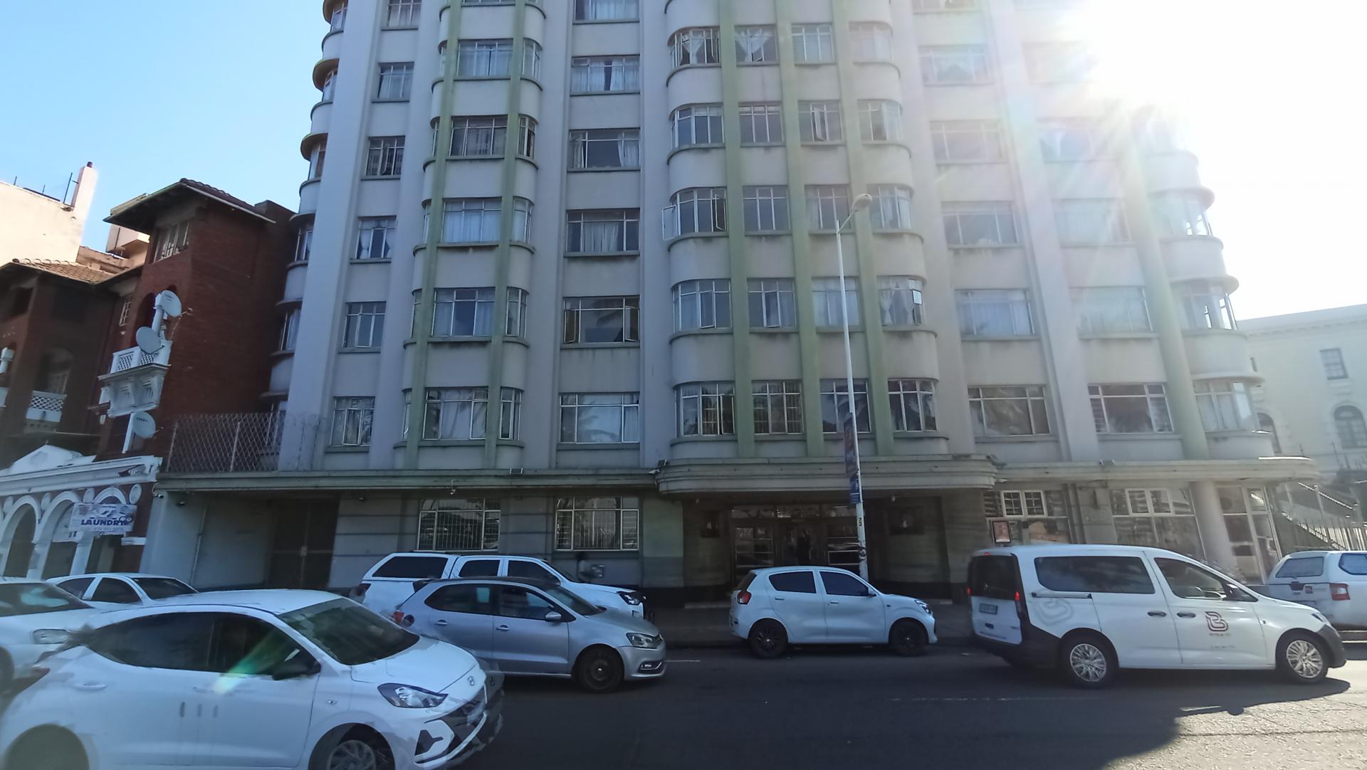 Front View of property in Durban Central