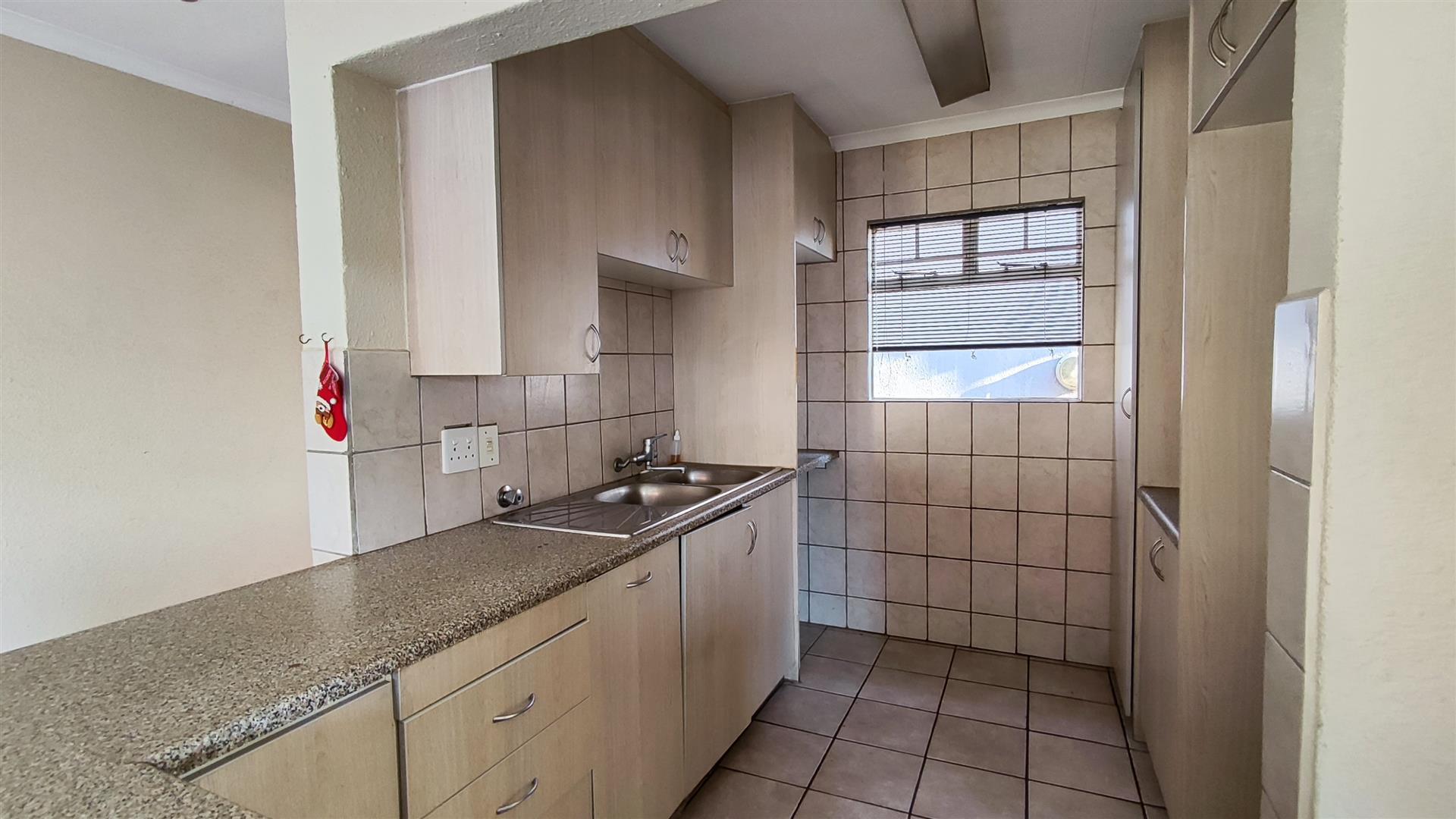 Kitchen - 9 square meters of property in Edenvale