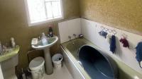 Bathroom 1 of property in Dobsonville