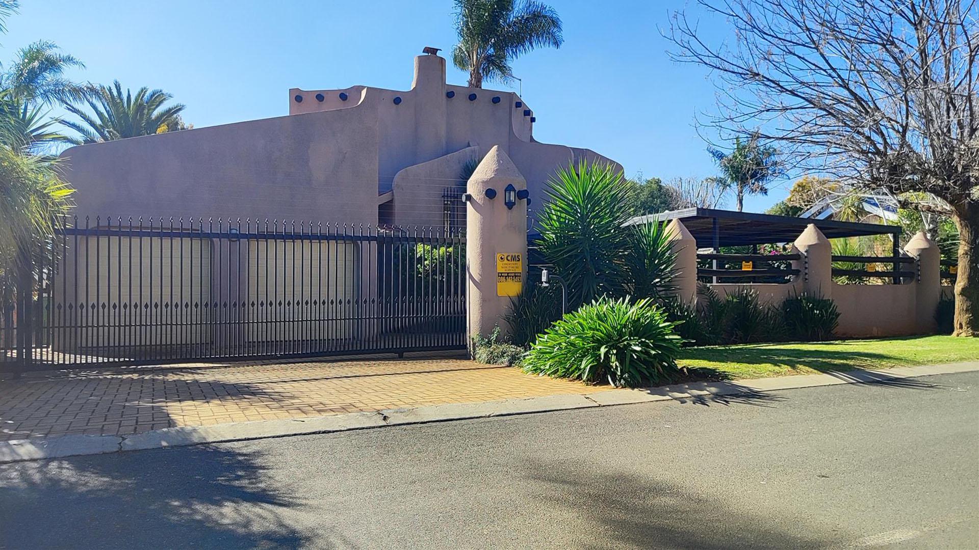Front View of property in Northmead