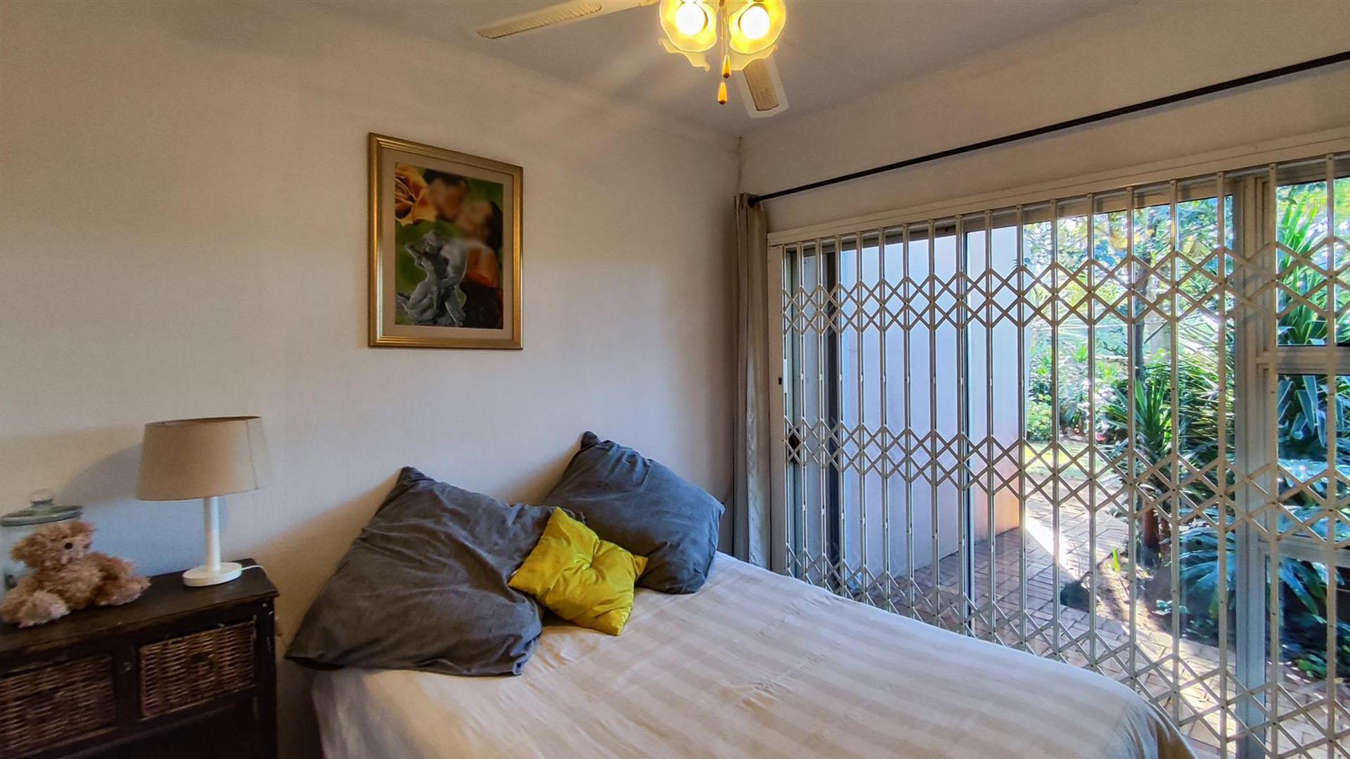 Bed Room 1 - 12 square meters of property in Northmead