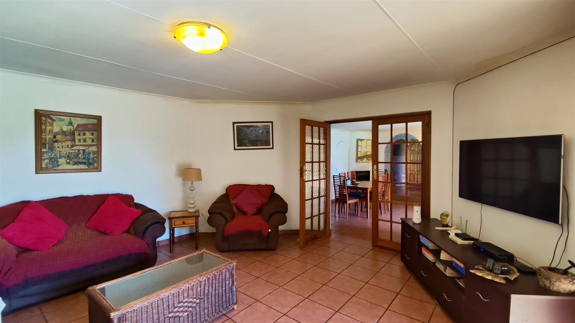 Lounges - 23 square meters of property in Northmead