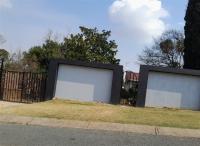 Front View of property in Lombardy East