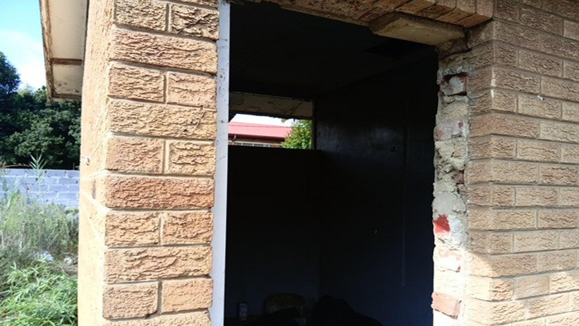 Backyard of property in Delmas