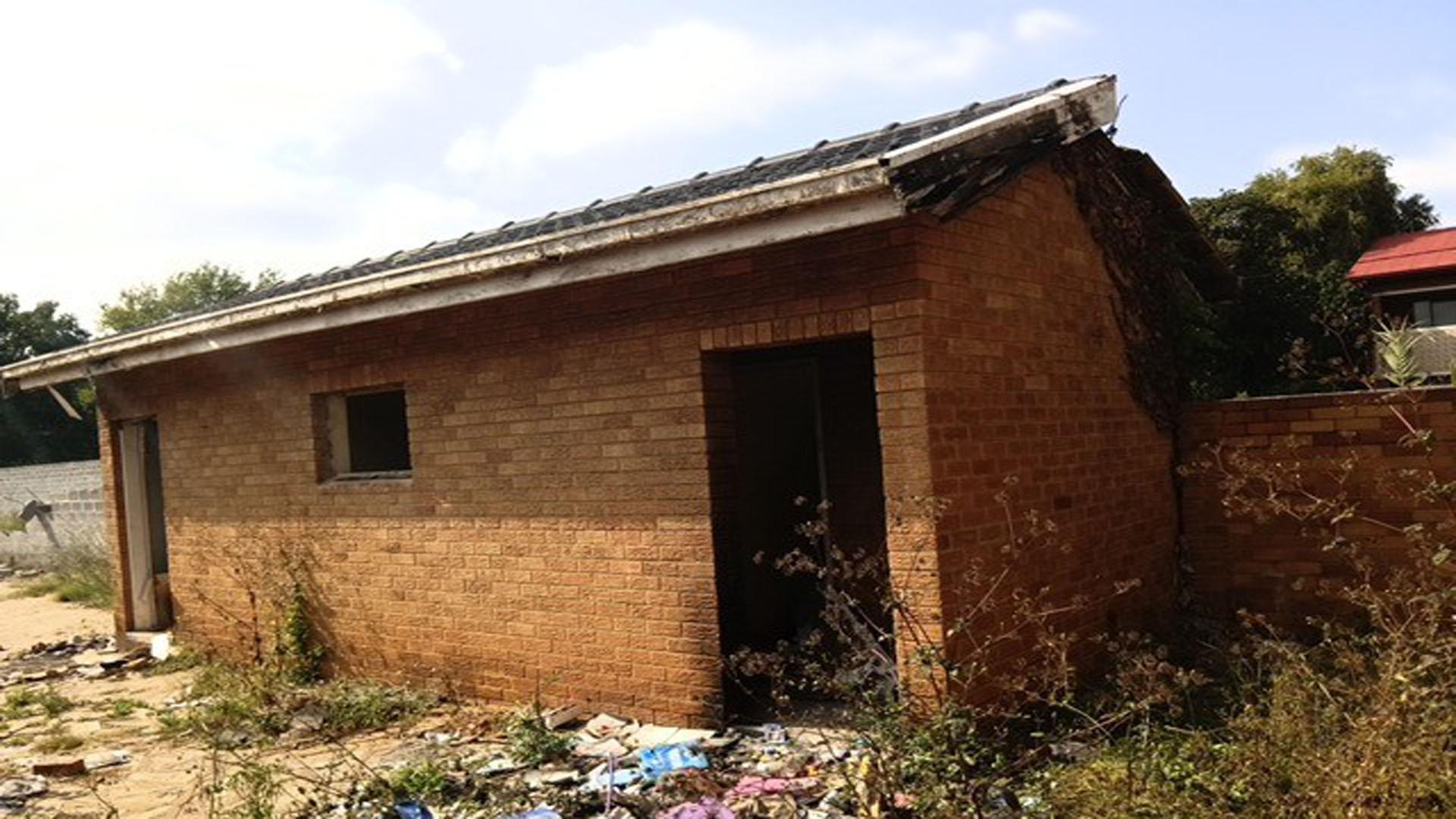 Backyard of property in Delmas