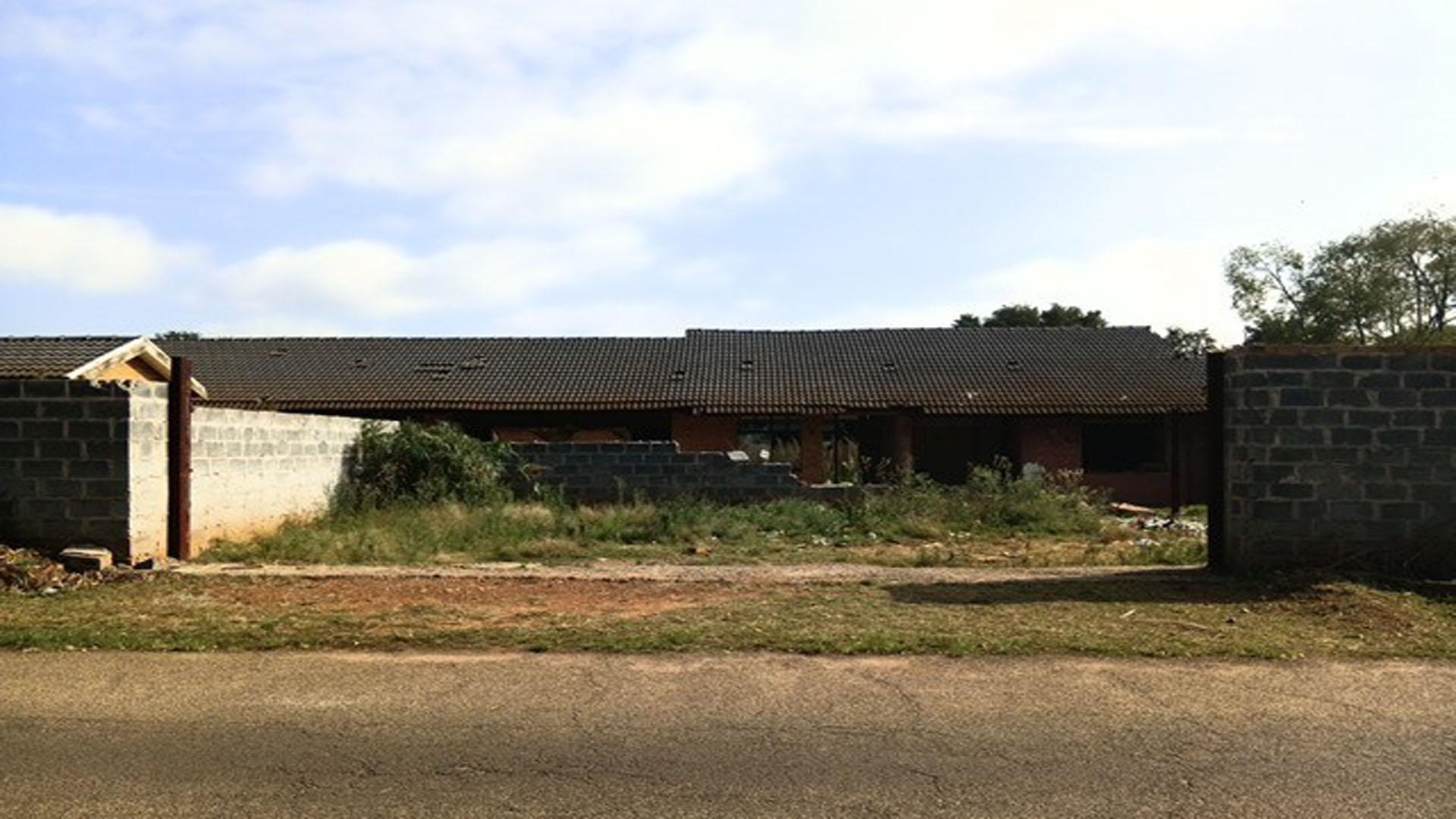 Front View of property in Delmas