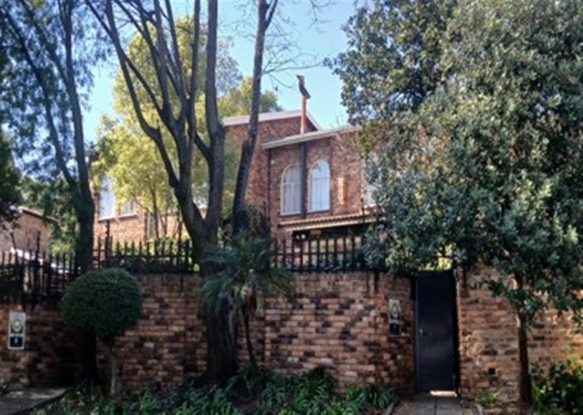 Front View of property in River Club