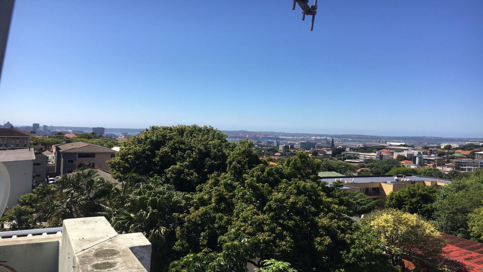 Balcony - 12 square meters of property in Musgrave