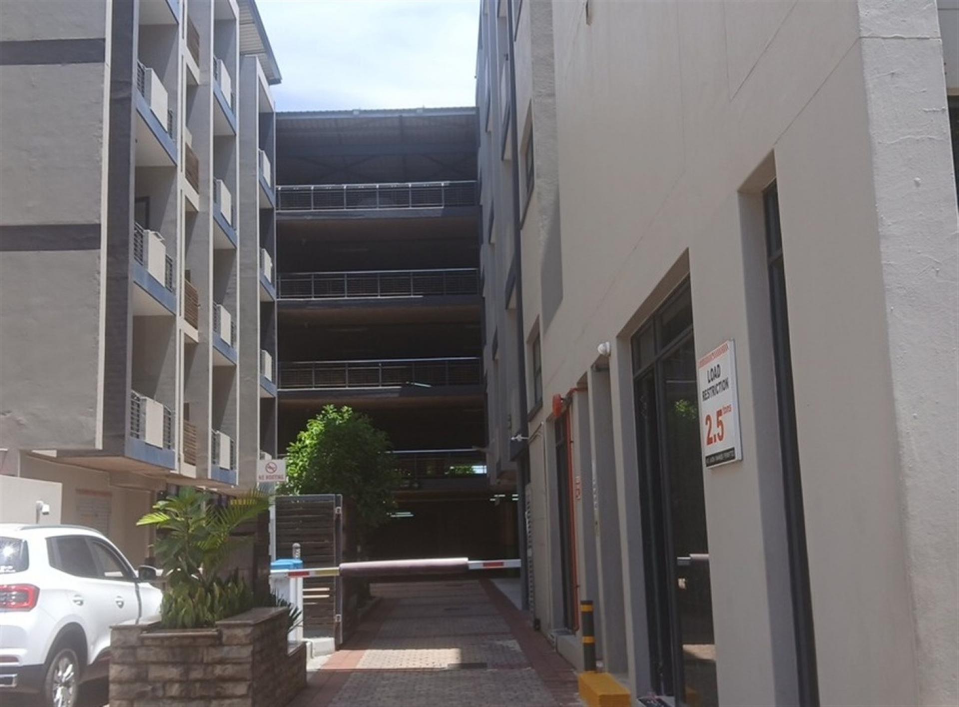 Front View of property in Umhlanga Rocks