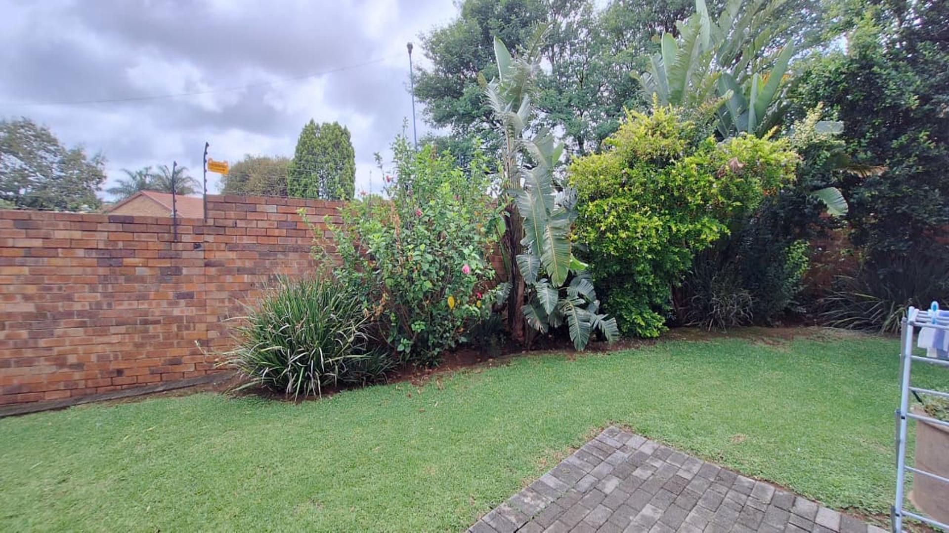 Backyard of property in Wilgeheuwel 