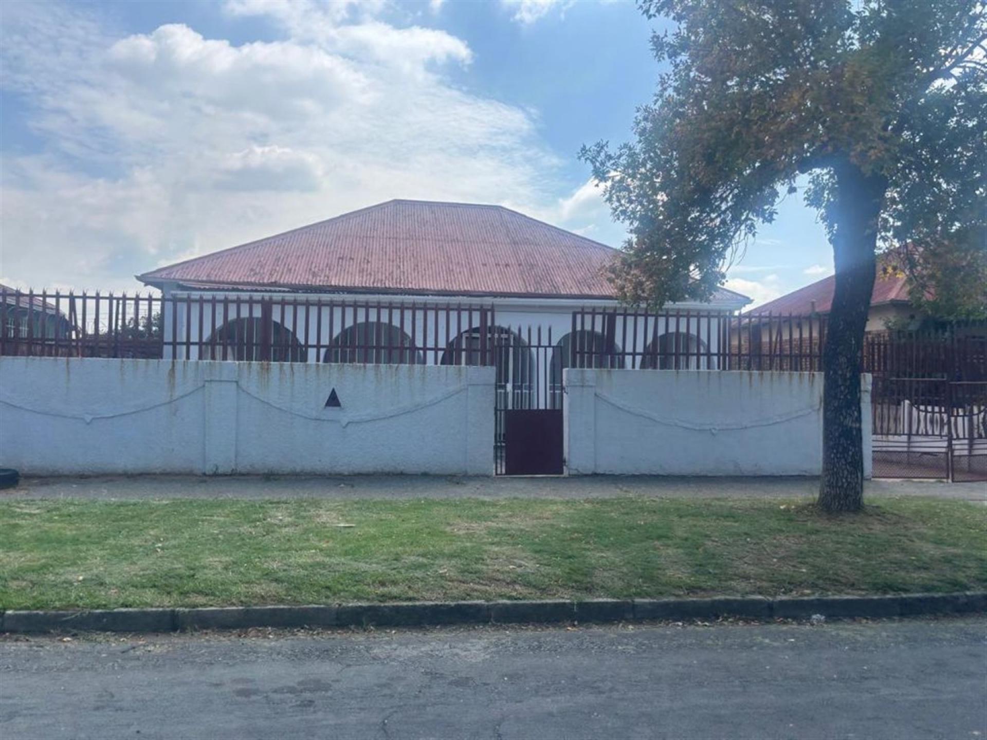 Front View of property in Kenilworth - JHB