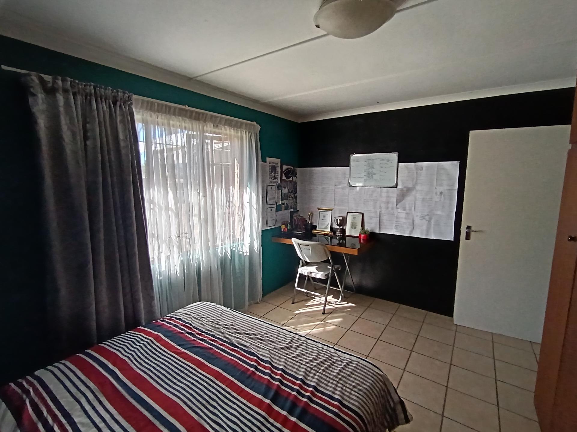 Bed Room 1 of property in East London