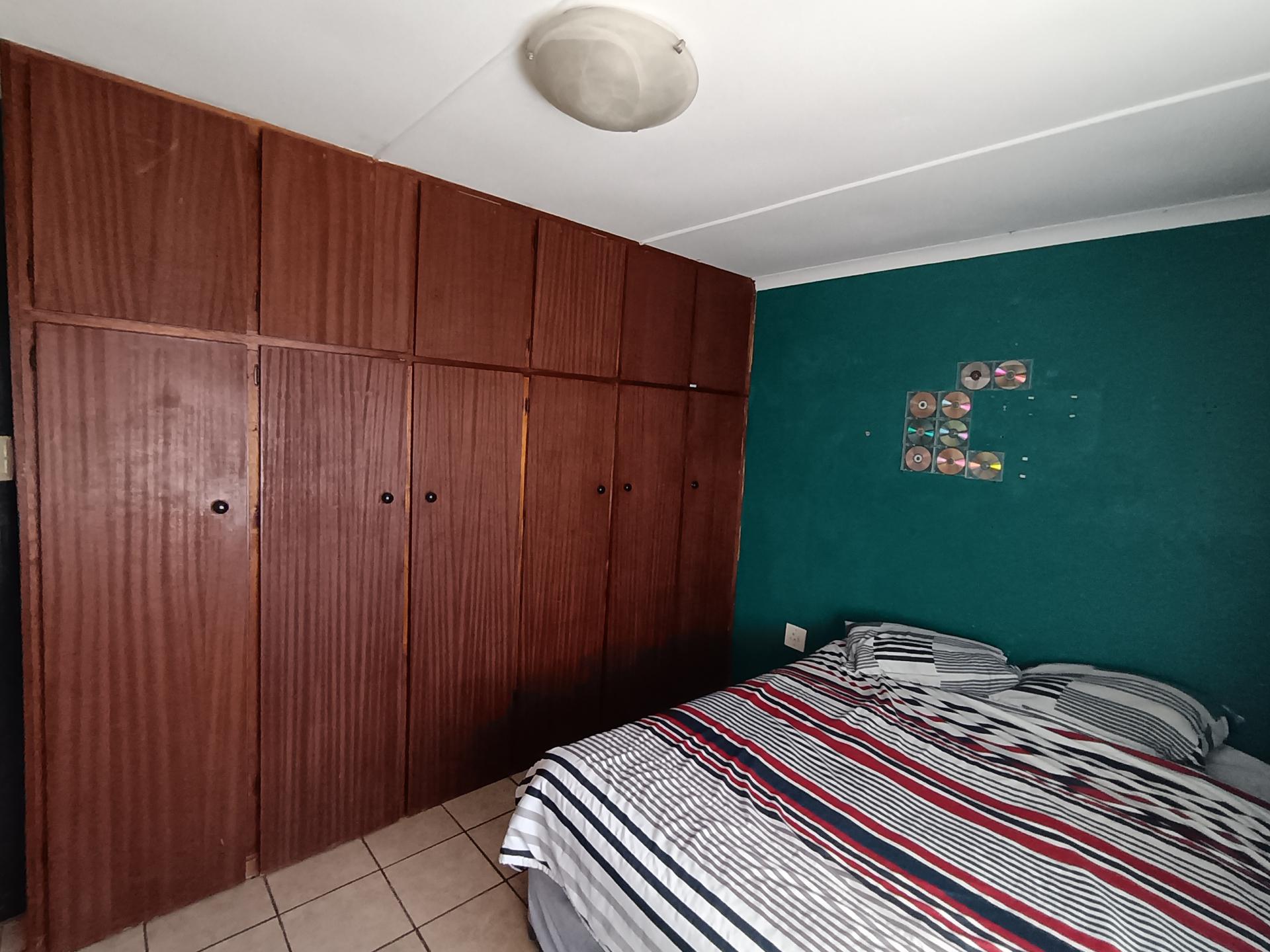 Bed Room 1 of property in East London