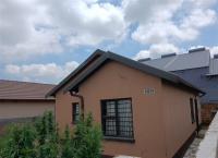 Front View of property in Windmill Park