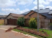 Front View of property in Windmill Park
