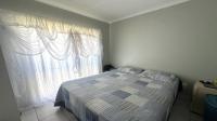 Bed Room 1 of property in Kidds Beach