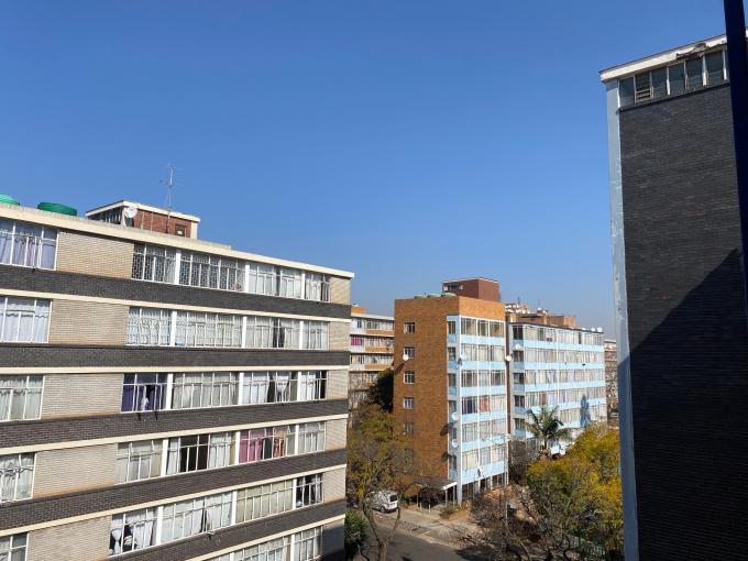 Apartment for Sale For Sale in Sunnyside - MR647728