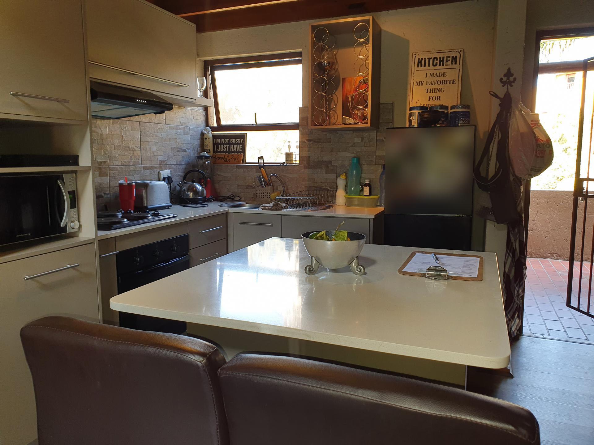 Kitchen of property in Douglasdale