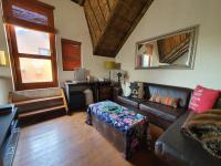 Lounges of property in Douglasdale