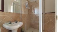 Bathroom 1 - 6 square meters of property in Douglasdale