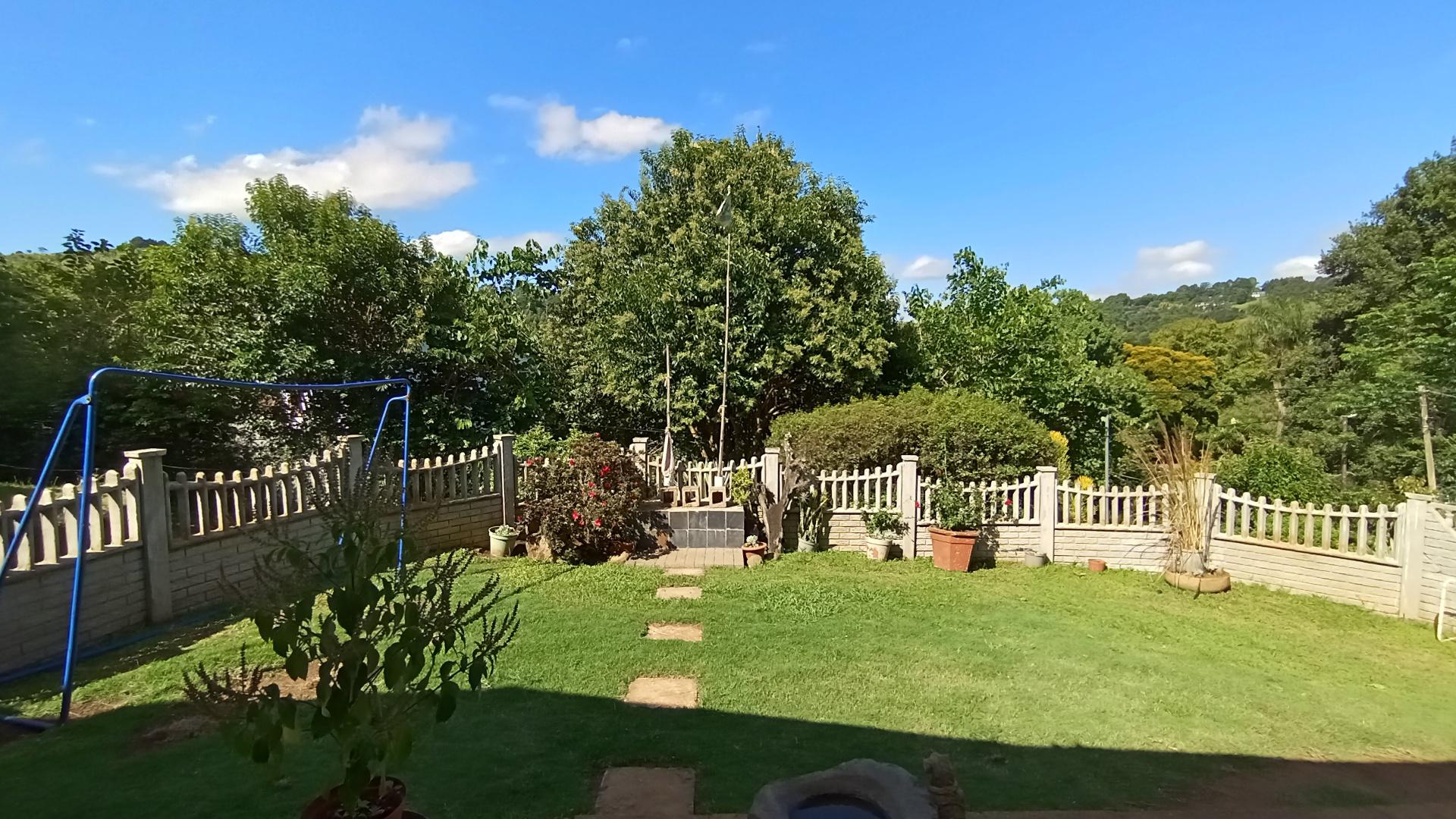 Garden of property in Assagay