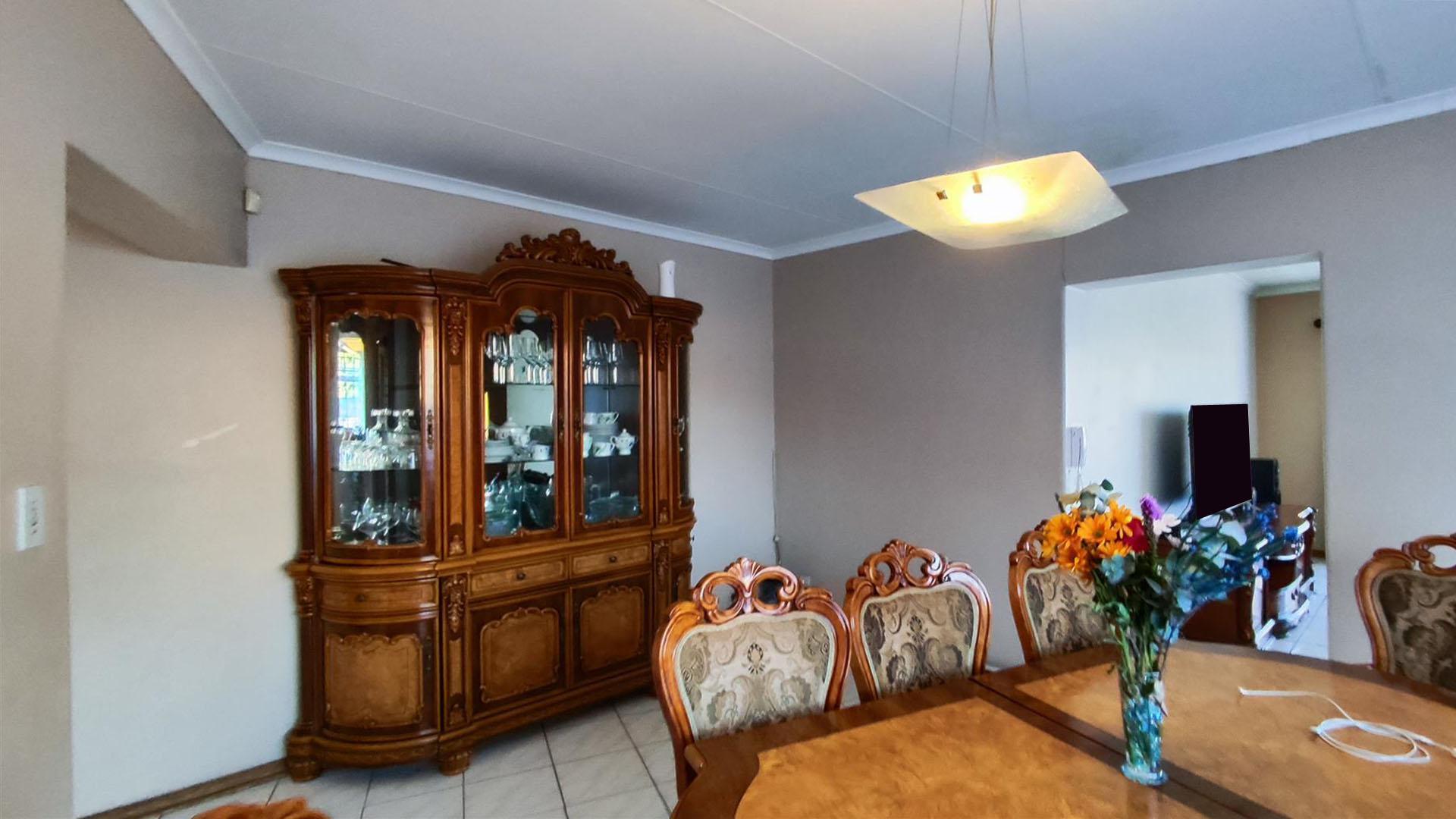 Dining Room - 16 square meters of property in Three Rivers