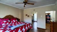 Main Bedroom - 21 square meters of property in Three Rivers