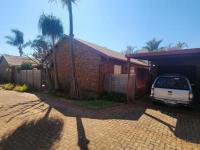 2 Bedroom 1 Bathroom Simplex for Sale for sale in Doornpoort