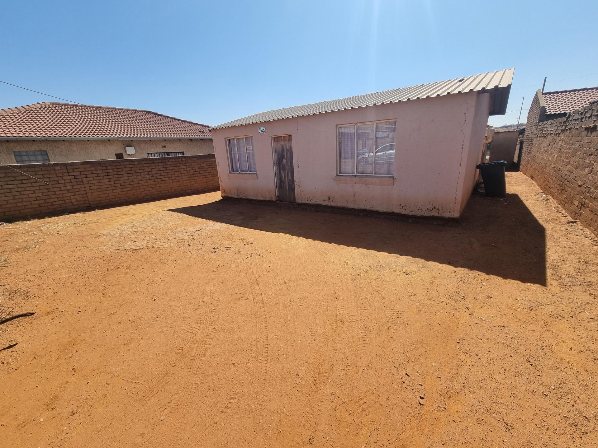 Front View of property in Kagiso