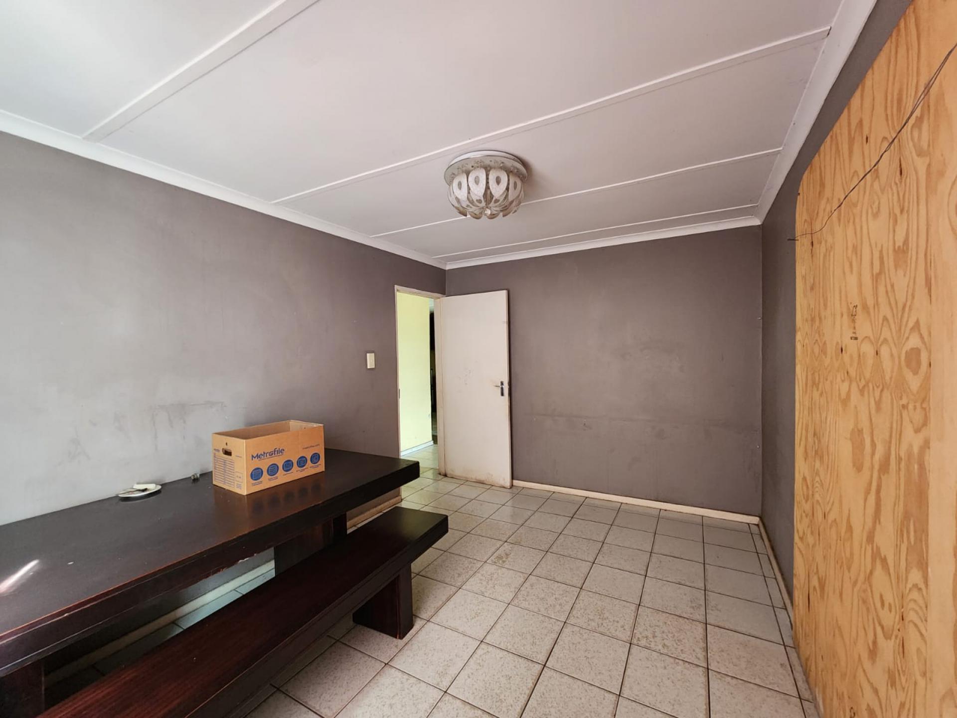 Spaces of property in Esikhawini