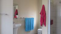 Bathroom 3+ - 11 square meters of property in Maraisburg