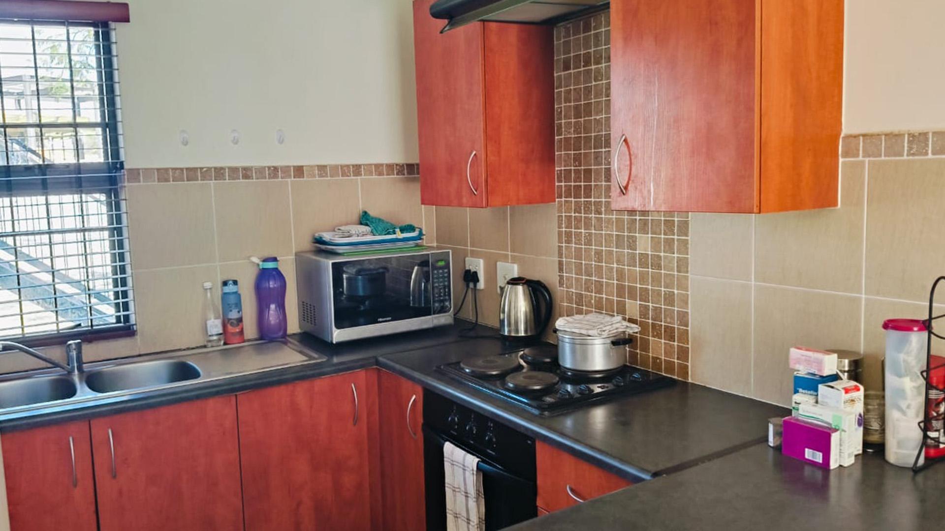 Kitchen of property in Waterval East