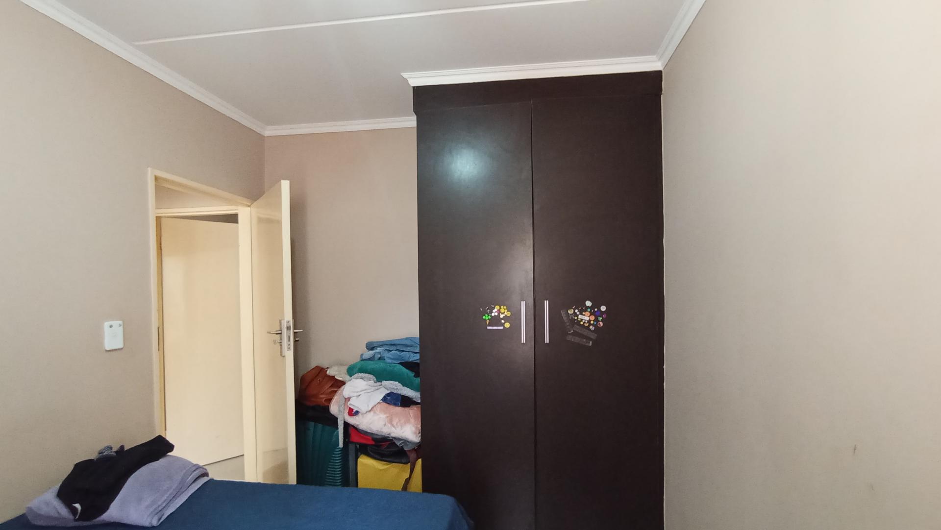 Bed Room 2 - 10 square meters of property in Noordwyk