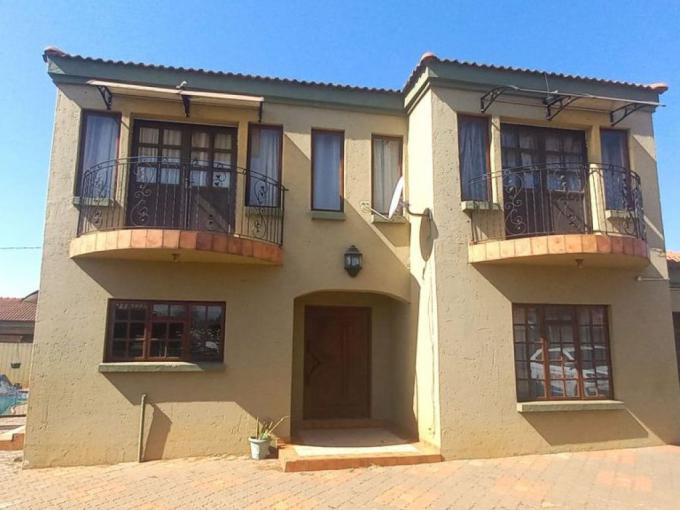 3 Bedroom House for Sale For Sale in Mineralia - MR648287