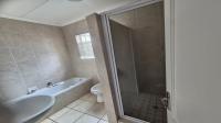 Bathroom 2 of property in Kyalami Hills