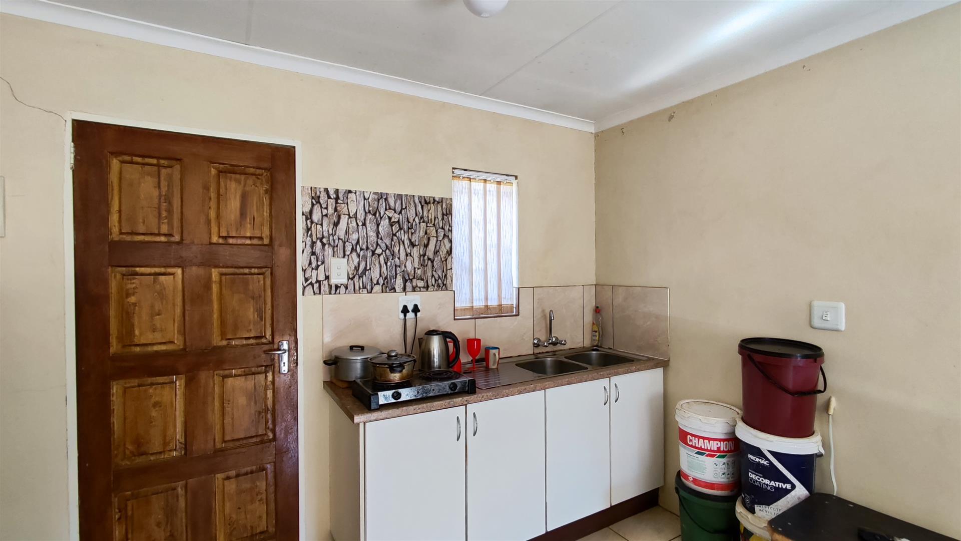 Kitchen - 7 square meters of property in Golden Gardens