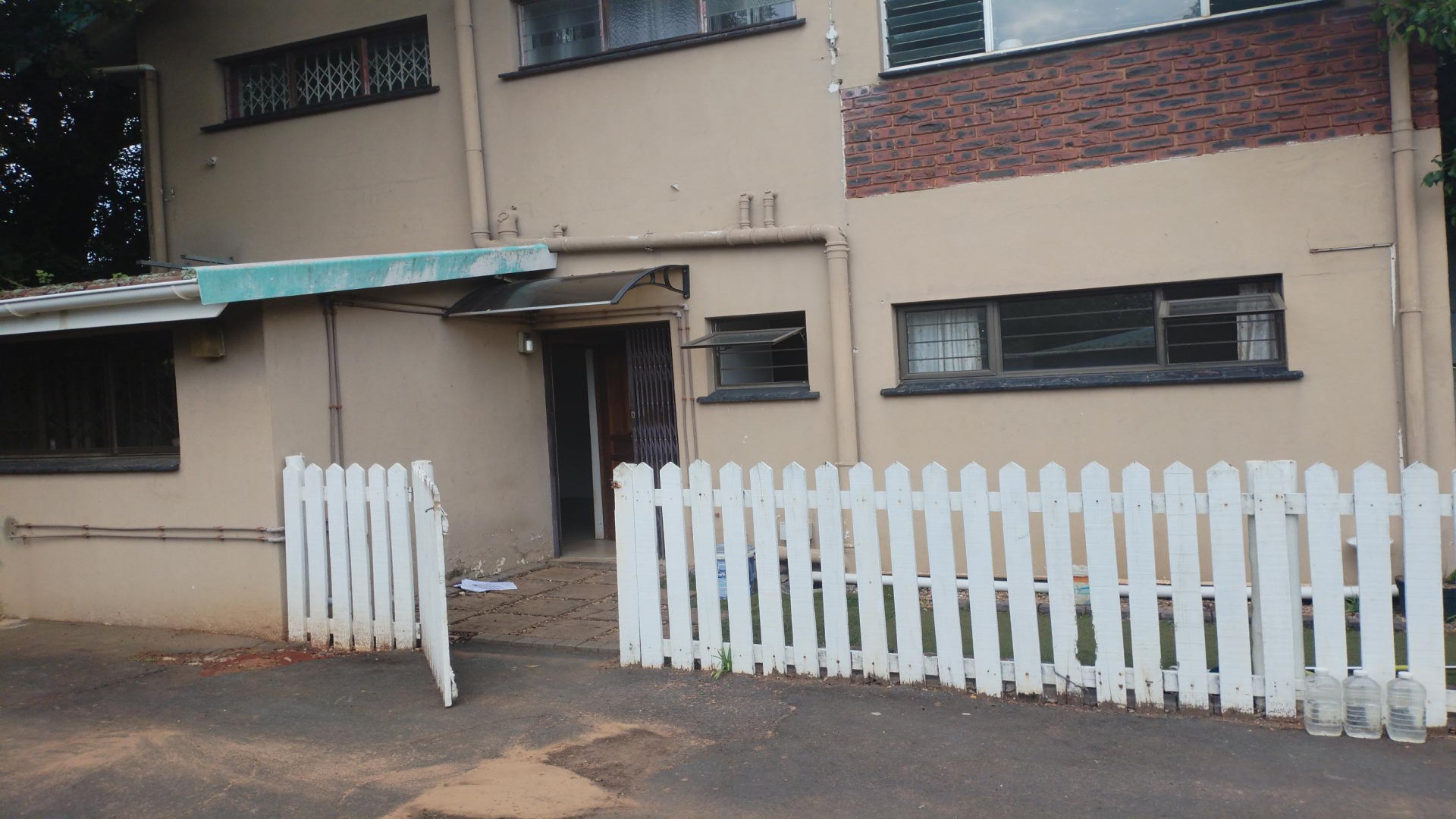Flatlet of property in Amanzimtoti 
