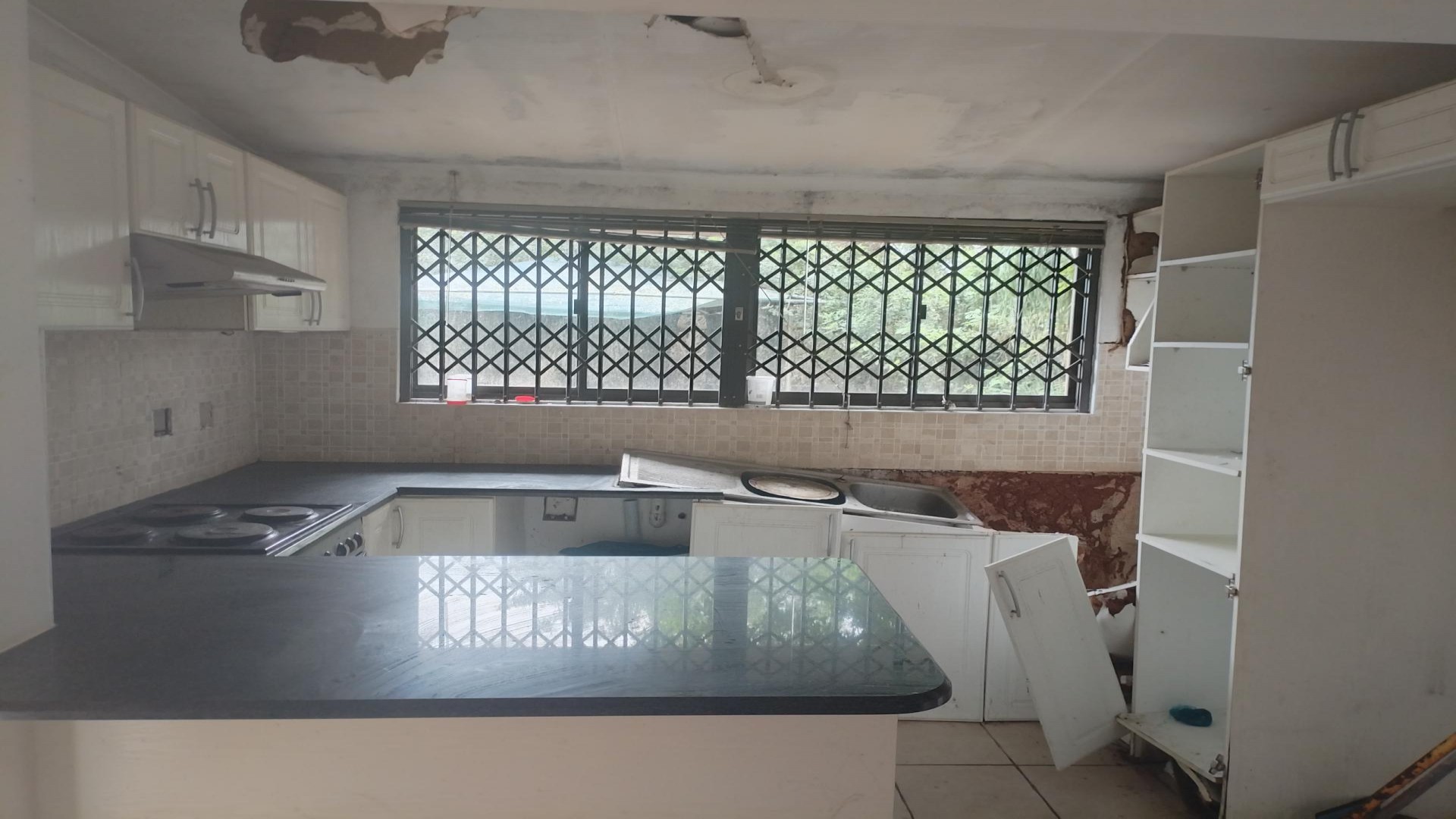 Flatlet of property in Amanzimtoti 