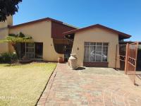 4 Bedroom 2 Bathroom House for Sale for sale in Gillview